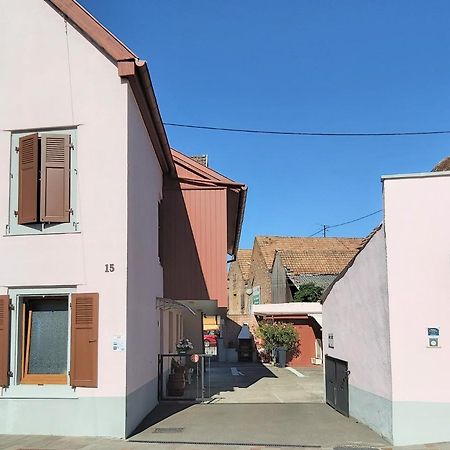 Апартаменты Location-Meuble Изенгейм Экстерьер фото